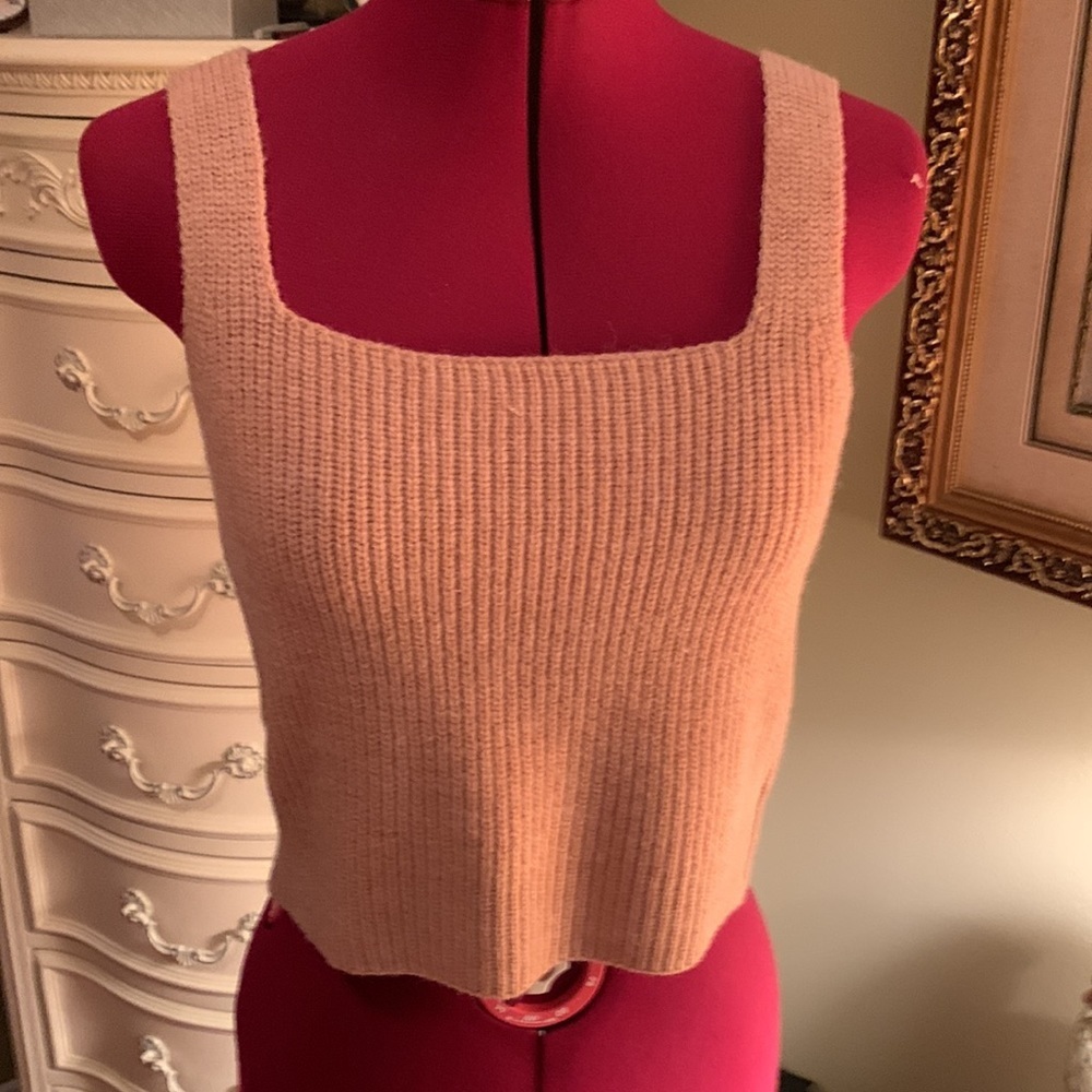 SHEIN Peach Cropped 2pc Sweater Set L Cable Knit + Tank NWOT - Picture 8 of 11